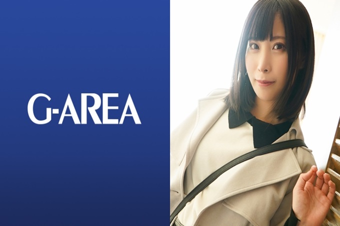G-AREA もも B82/W57/H85/24岁/157cm黑发,散发着浓浓气息的24岁OL。和外表相反,她有相当大的变态性。 40多岁的年长男朋友好像有被睡着的愿望,这次的摄影也跟男朋友说了。最近的情侣很扭曲呢。