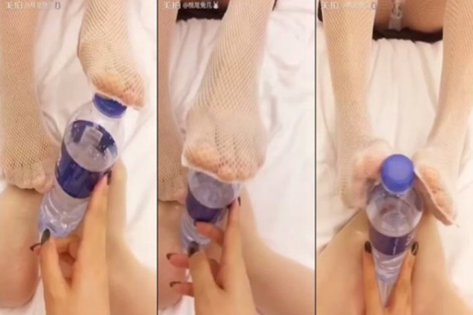 妹子网袜美腿抠宝特瓶练习帮哥哥足交超挑逗