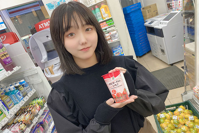 【FC2】120分钟惊涛骇浪!我在一家快餐店约了一个面带微笑的店员,然后在上面射了精液!