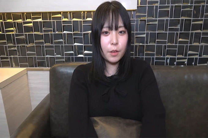 [FC2] 黑发︎白皙肤色︎巨乳︎你想被18*敏感体质抱起来舒服吗？