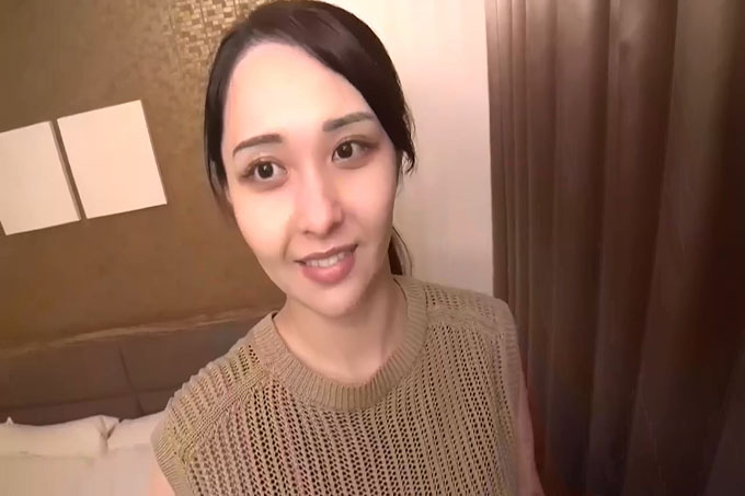 [FC2] 夏美是一位美丽的妻子，拥有迷人的身体，而且非常色情。