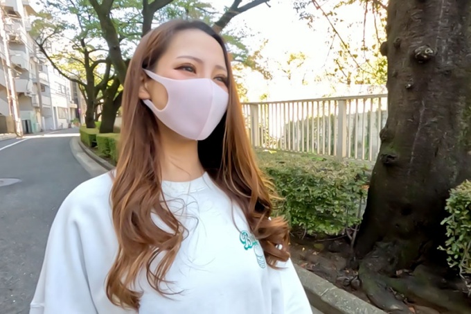 [FC2]嗯，精致的脸蛋，迷人又性感，超美，舔吉吉的洞，美颜伸出舌头