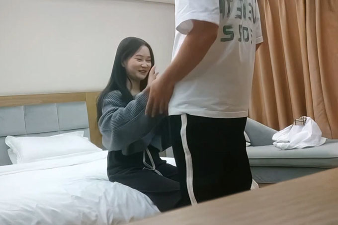 佳作不断,00后大圈女神相伴,小美女被花式操逼,高潮表情扭曲